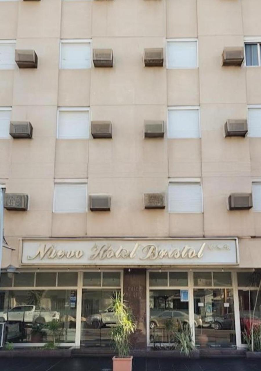 Nuevo Hotel Bristol 圣地亚哥-德尔埃斯特罗 外观 照片